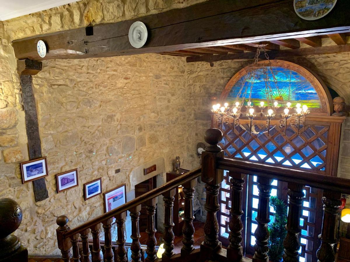 Hotel Tres Coronas De Silos Santo Domingo De Silos Dış mekan fotoğraf